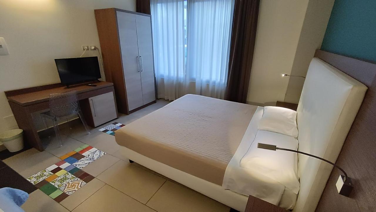 Hotel Don Giovanni Avola Bagian luar foto