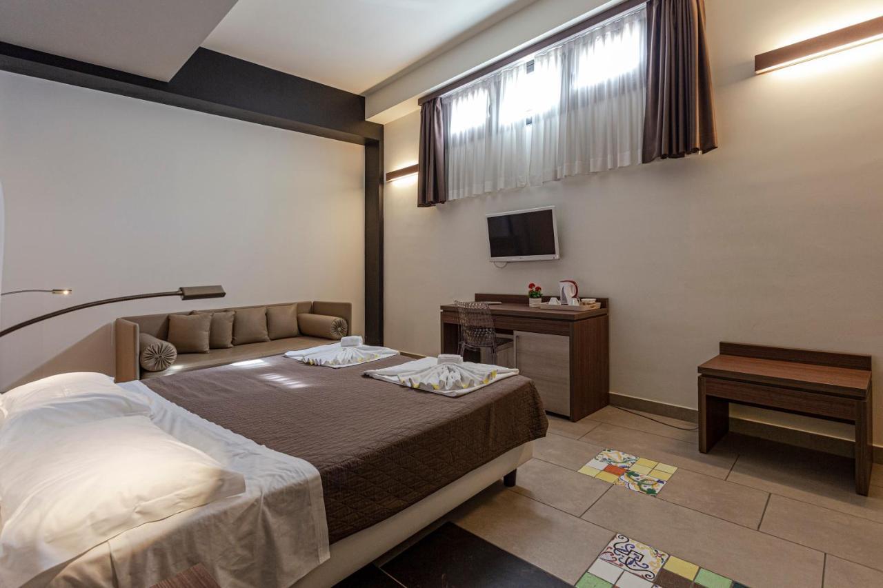Hotel Don Giovanni Avola Bagian luar foto