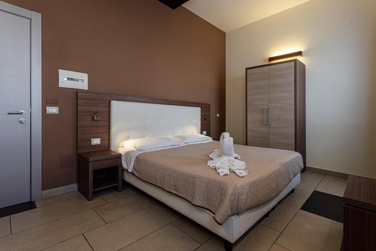 Hotel Don Giovanni Avola Bagian luar foto