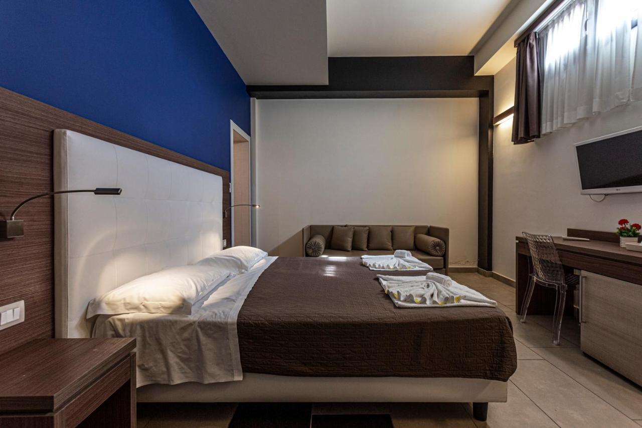 Hotel Don Giovanni Avola Bagian luar foto